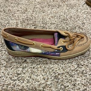 8.5 woman’s Sperry shoes